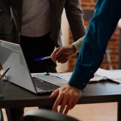 Business people brainstorming ideas to plan work report with data charts and graphs, analyzing research information to create successful project. Office partnership and collaboration. SSUCv3H4sIAAAAAAAAA01STY/bIBD9L5yNaj7MR4576K1S76seBhgStI4dGdzVKvJ/7zhx2nJAzJvHm+ENd1YSOzFr5aCyURy9klwLY7jTErg01lq0DvUQWccSNGQnoVSvnBDGSWV9T6tjAWqJ7HRnZRzX2hZoZZ7YiTILTgmXxxFTafNSYKRo61ht0NaKla5RFEn7TNlH/NJ7v+84Nfi21jJhrd++lwmmiNRMXQMlfuJ8G5Ft3Yt5AK/8j1IjjiNMOK/1P9pfAtt+dQzOOMWvvZFt73hEePT1zsDm0FtEDiFnrgNZRGYAN1oqH3trZFQkhTbLKJPghALXA2YO0SQO3icRJIJLgWg5RjNYo7n20nJtVOIOUuRIhusBhEMwRLODljqFwBOmntSUJ1qfudBqsCGgB593GvQYJOGYBsd1lp6DA8k9ChkgG+OEI5rzKg86Gh4gUWWRBw60cymk9SRnrLaMPPj4bLhcj2nM7bIPjdya16ktX0/Hxnm+QSB3TxnGih27QK1ESAdAF29LiWU6HzOlrzBfn+dpbrulD+PbHD9KOko9v8GlELrXubP1Ns5ATz/Sa7iW1l7hgr8Lfv5jb9v2Bzq4WHnEAgAA